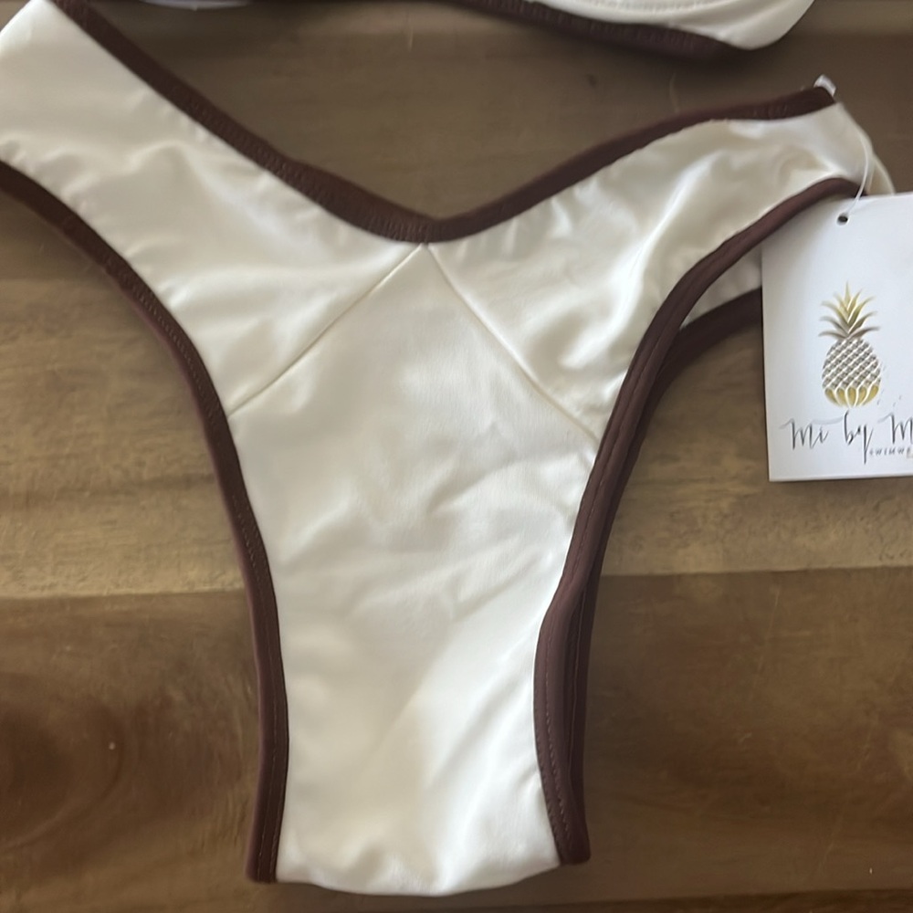 Beautiful bikini set - Picture 3 of 5